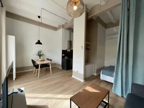 Bright loft with style - Image 5