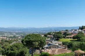Superb villa for 8 with pool, A/C and garden - Image 5