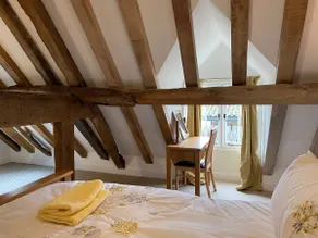 Historic Listed Barn on a farmstay near Peppa Pig - Image 3