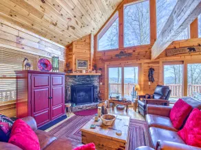Hot-Tub, Great Views, 3 King Beds, Sleeps 9! - Image 3