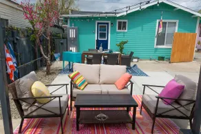 Avenue Beach House - Image 3