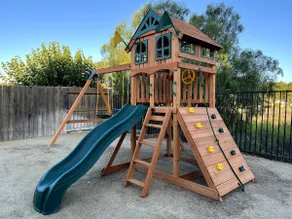 Family Beach Home w/ Playground & Lego Room - Image 3