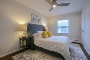 Perfect 3 Bed 1.5 Bath townhouse in Royal Oak MI - Image 5
