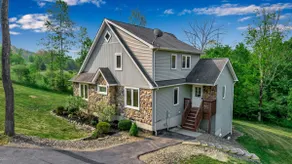 Luxury Chalet • Fire Pit• Game Room • Sleeps 14 ~ Virtual Tour Included! - Image 4