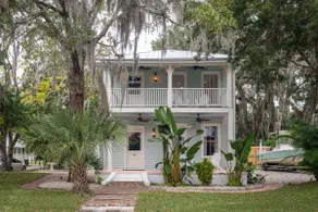 Pineapple Cove - 4 bedroom historic home downtown! - Image 2