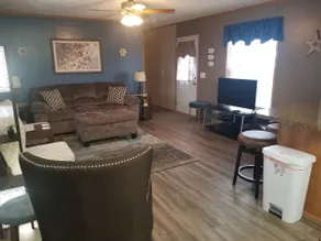 Lake Shelbyville Pond Pavilion Inn - Sleeps 6 - Image 3