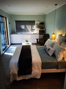 Calla-Cottage Dolphin Coast, central Ballito - Image 4