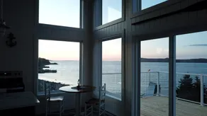 The Harbour Loft is your perfect getaway. - Image 5