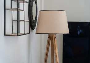Entire rental unit - Spacious modern apartment - Image 2