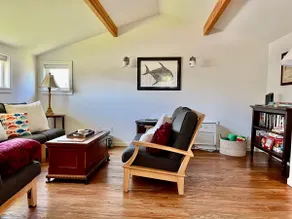 Sunlight Beach Cabin - Image 3