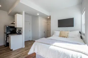 *No Chores* Mountain View Studio Apartment - Image 5