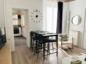 Walk to Historic Center • Cozy Stay • 4 persons - Image 2