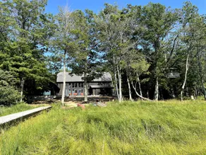 Indoor pool, on lake, sauna, barn-style house - Image 4