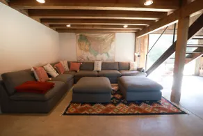 Indoor pool, on lake, sauna, barn-style house - Image 5