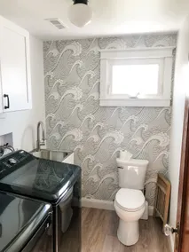 The Lovejoy Cottage • Walk to Beach, Sleeps 10, AC - Image 5