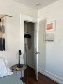 Handcrafted bungalow in the heart of Long Beach - Image 4