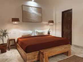 Rustic 2 Bedroom Apartment in a Villa (1/2) - Image 3