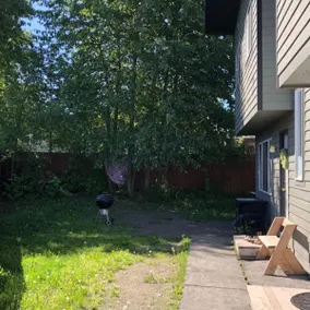 Spacious 3 BD Close To Everything! You’ll Love It! - Image 2