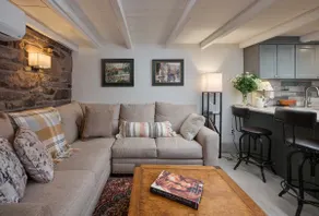 Cozy 2 BR storybook cottage steps to the Delaware - Image 2