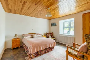 Traditional Cosy Cottage with beautiful views - Image 5