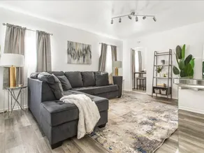 Lovely 2-bedroom rental unit. 8 min from the beach - Image 2