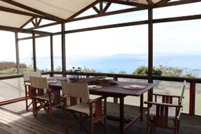 The Lookout, a secluded house with amazing views - Image 2