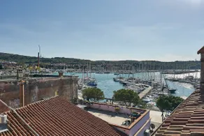 Sea View Terrace Apartment Izola - Image 5