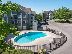 Bear Show 2nd Floor 2BR family pools wifi - Image 3