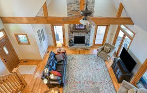 Beautiful waterfront lake house w/state park views - Image 5