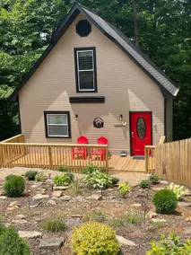 The Bearfoot Chalet Kingsport, TN - Image 2