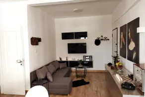 Bright Apartment Next to the Sea with Garden - Image 5