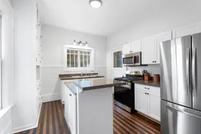 Luxury Lake Geneva Home  7 Beds - Image 3