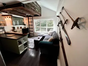 The Gondola Village Treehouse - Image 3