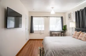 ❤️Newly remodeled SFO Guesthouse, Private entrance - Image 3