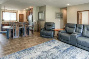 Located minutes to great attractions in Iowa Lakes - Image 3