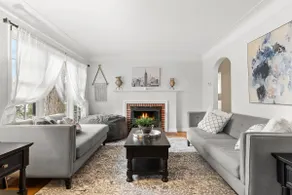 ★Minneapolis Oasis★Hot Tub w TV★Theater★Fire Pit★ - Image 5