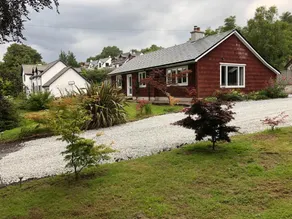 Cosy 3 bedroom cottage in scenic coastal village - Image 3