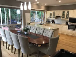 \"LobeGott\" - Luxury 4 Bedroom, central location! - Image 3