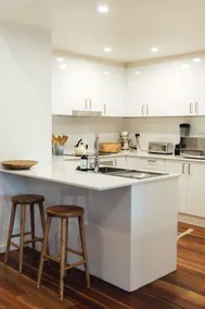 Heart of Avalon - 1 Bed Apartment - Image 5