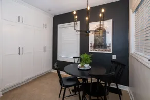 Cheerful 2-bedroom home in the heart of Dubuque - Image 3