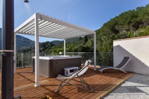 Duca House Small, Jacuzzi, Ferry Discount - Image 2