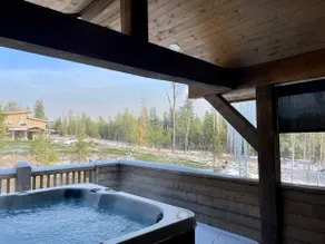 Mountain Views•2BR Condo Balcony Spa• Near Glacier - Image 4