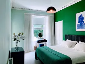 Battery House - Entire flat, 2 Large bedrooms. - Image 2