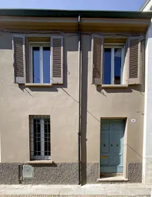 Designer house in the center of Mantua - Image 2