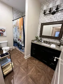 New Downtown Luxury Townhouse in Bourbon Country - Image 4