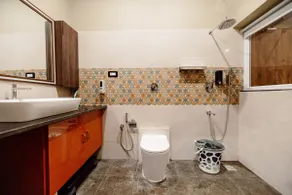 SeaBatical Beach Stay: 1 BHK, 2 baths, 2 balconies - Image 4