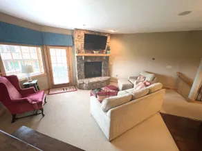 Mountain top Southwind townhouse ski-in / ski-out - Image 4