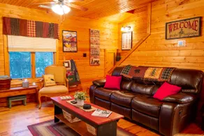 The Dogwood Cabin, cozy 3 bedroom, 1 -1/2 bath - Image 4