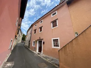 3-bedroom house in a historical village, Trieste - Image 5