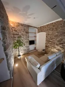 Cozy and modern 2 bedroom hyper center Wi-Fi*AC - Image 3
